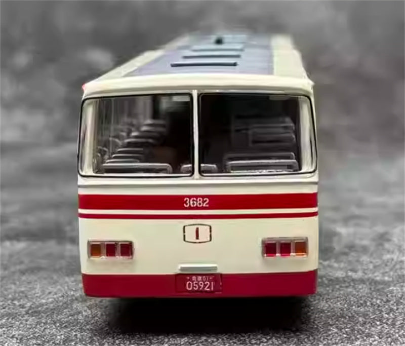 Beijing Public Transport Jinghua BK670 Yellow River Grand Passage 1 Road League member articulated bus red 1:64 Bus Pre-built Model view8