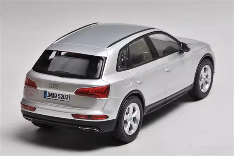 1:43 Audi Q5 SUV 2016 Silver  Audi  DIECAST Car Model