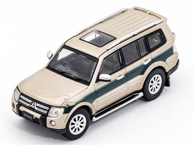 Shadow pro Mitsubishi Pajero V97 SUV 2008 Classic Edition Golden green stripes right hand drive 1:64 Car Pre-built Model view1