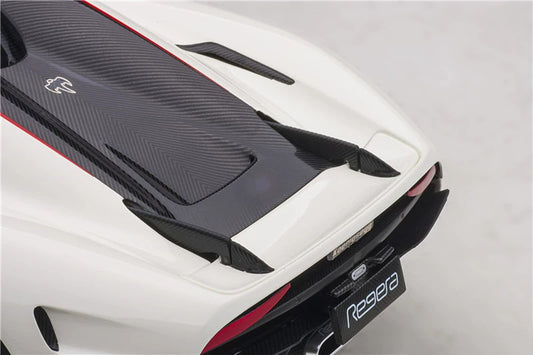 AUTOART KOENIGSEGG REGERA Car white 1:18 Resin car