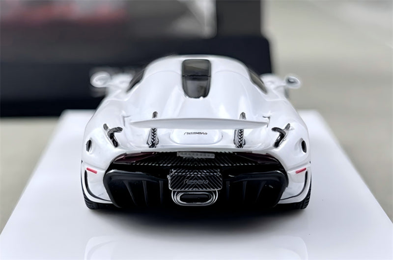 1:64 Koenigsegg Regera Pearlescent White SC ART DIECAST Civil Car Model