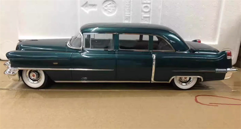 GLM Cadillac Fleetwood 75 Limousine 1956 Metal green 1:18 Car Pre-built Model