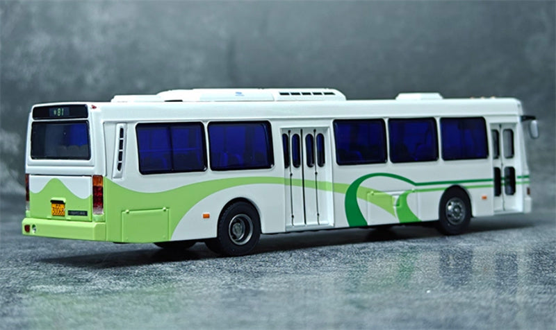 AUTO-GLIMPSE Flxible CFC6110GD Shanghai Coating Bus Route 81 Air-conditioned version Light green white 1:64 Bus Pre-built Model view7