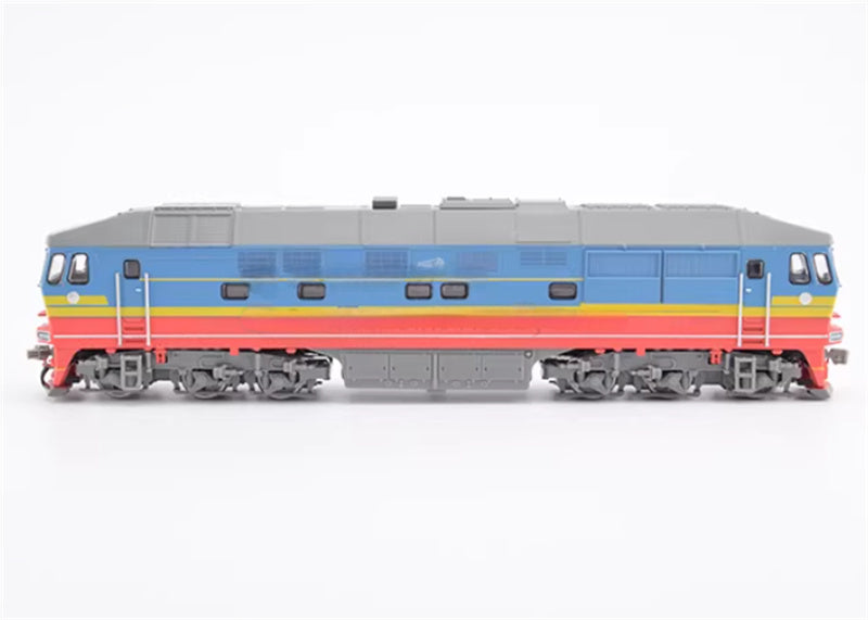 Modimio TEP70 Soviet mainline single diesel locomotive 1:87 Locomotive Pre-built Airliner Model Display view3