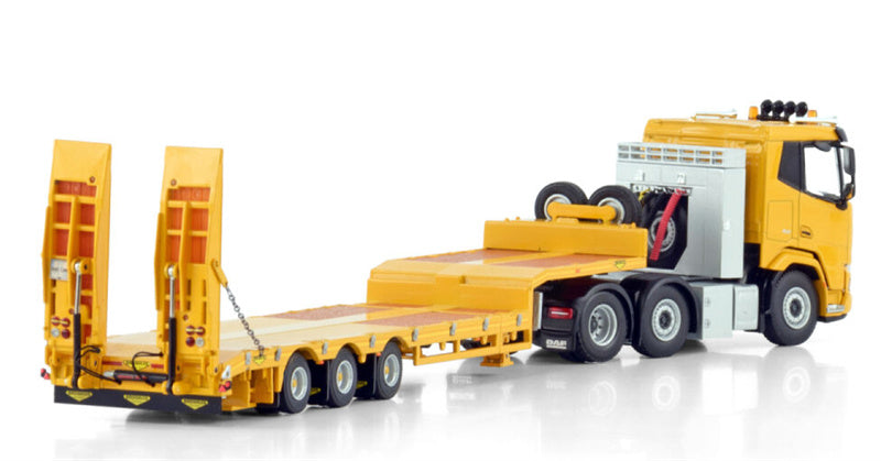 1:50 WSI DAF XF SL 6X2 TWIN STEER SEMI LOW LOADER WITH RAMPS