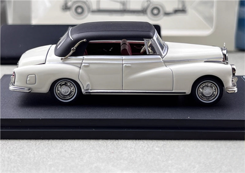 SEEKER Mercedes Benz 300D Adenauer W189 1959 convertible Soft top White 1:64 Car Pre-built Model view5