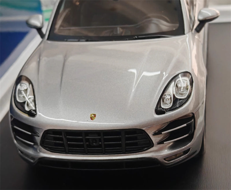 1:18 Porsche Macan Turbo silver Spark Resin Car Model view10