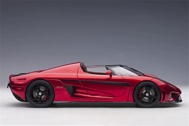 AUTOART KOENIGSEGG REGERA Car red 1:18 Resin car