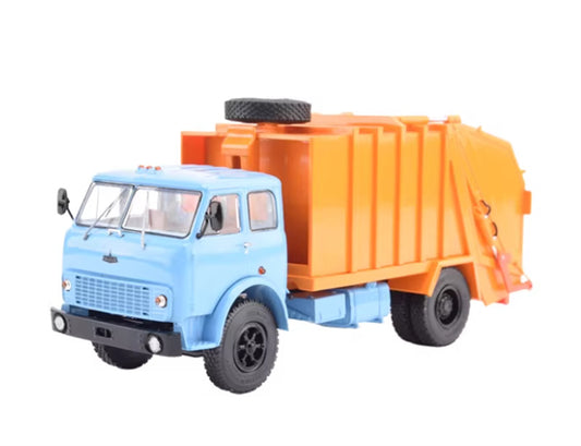 StartScaleModels Maz-5335 Soviet Minsk garbage truck 1:43 Truck Pre-built Airliner Model Display view1
