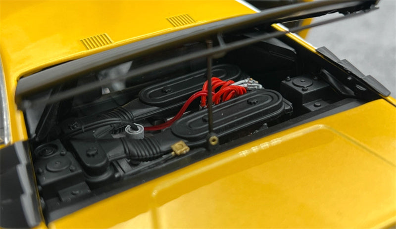 Kyosho Lamborghini Urraco Yellow Supercar No tail version 1:18 Car Pre-built Model view3