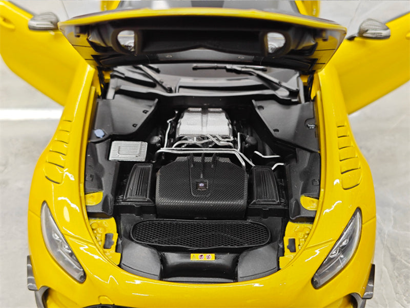 1:18 Mercedes-Benz AMG GT BLACK SERIES  yellow MINICHAMPS  DIECAST Model