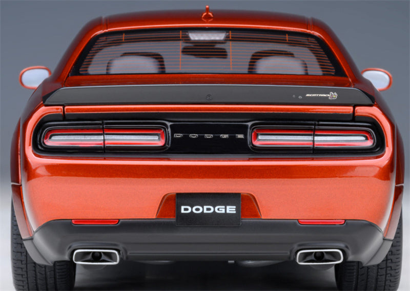 AUTOART Dodge Challenger R/T Scat Pack Widebody 2022 1:18 Car Pre-built Model view10