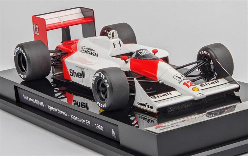 1:18 McLaren MP4/4 1988 Red white Amalgam Resin Car Model view7