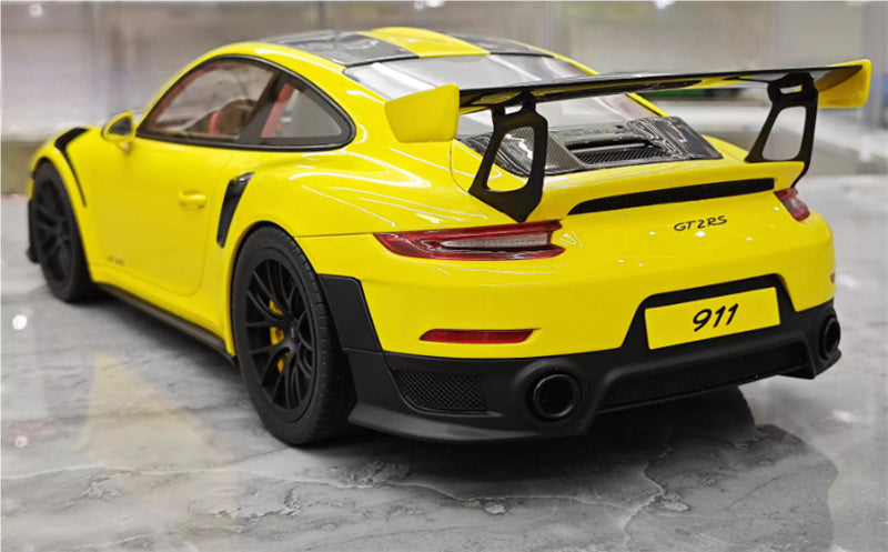 1:12 Porsche 911 (991.2) GT2 RS  Yellow  GT SPIRIT  Resin Car Model
