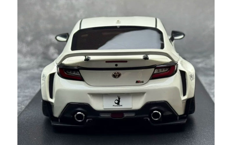 1:18 Toyota GR86 White Rocket Bunny GT Spirit PANDEM Wide Body Resin Car Model