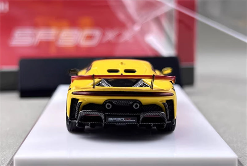 DMH Ferrari SF90 XX Spider Prancing Horse supercar Yellow 83 # - Hardtop Limited Edition 999PCS ONLY 1:64 Car Pre-built Airliner Model Display view6