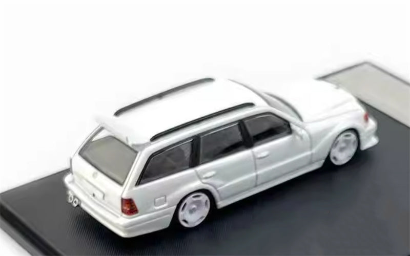 Mortal Mercedes Benz E-Class E300 station wagon S124 White HEC Exhibition Edition Limited Edition 1:64 Car Pre-built Model view4