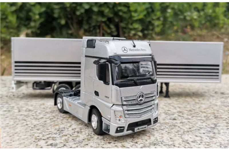 Mercedes ACTROS Shipping Container Truck Original factory silver 1:50 Truck Pre-built Airliner Model Display view6
