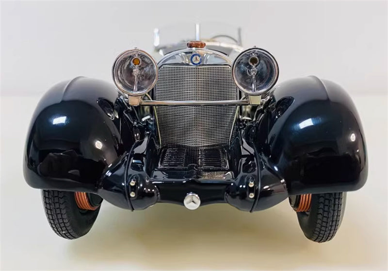 CMC Mercedes Benz SSK Trossi 1932 The Black Prince 25th Anniversary Commemorative w/ Gold Coin black Limited Edition 600PCS ONLY 1:18 Car Pre-built Model view10