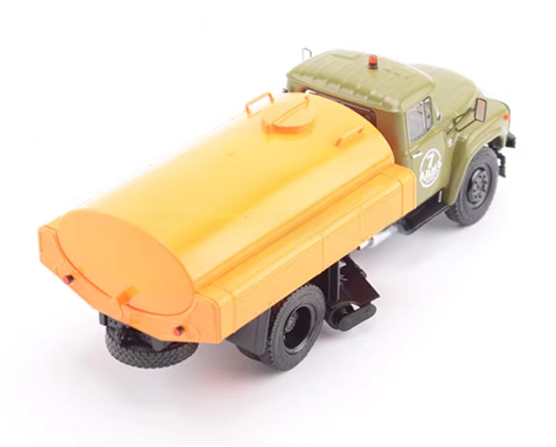 Modimio Russian Zil AKPM (130) road maintenance sprinkler truck 1:43 Truck Pre-built Airliner Model Display view4