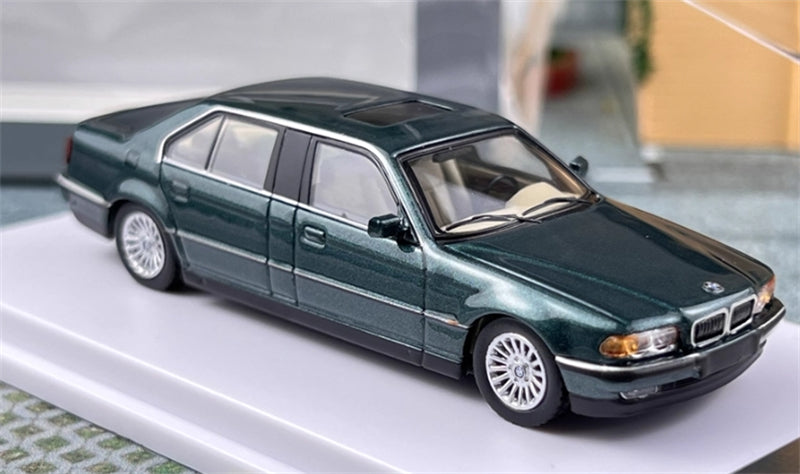1:64 BMW E38 7 Series L7 98-01 British Racing Green DCM DIECAST Limited Edition 499pcs ONLY Model