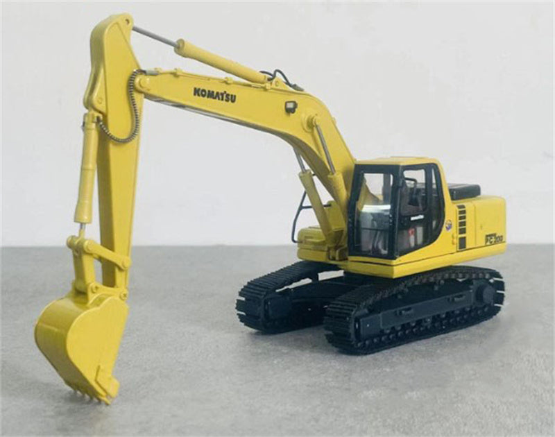 KOMATSU PC200-6 Excavating Machinery 1/50 DIECAST Truck Lorry