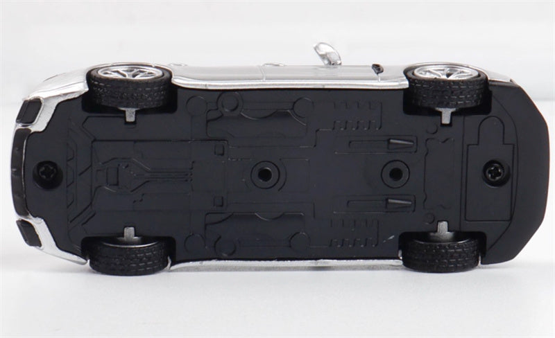 Rhino Model Porsche Panamera Hunting Edition Limited Edition 699PCS ONLY Silver - Comes with luggage 1:64 Car Pre-built Model view2