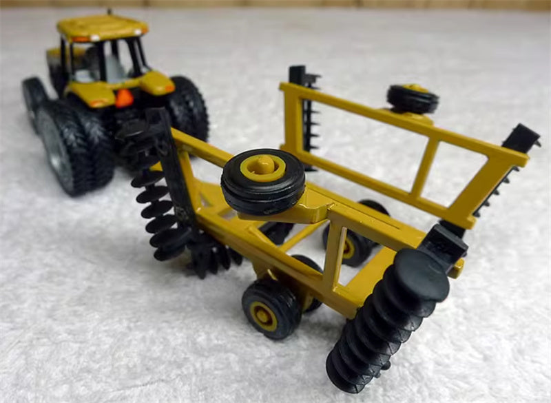 ERTL Challenger tractor trailer 3-Piece Set yellow 1:64 Truck Pre-built Model
