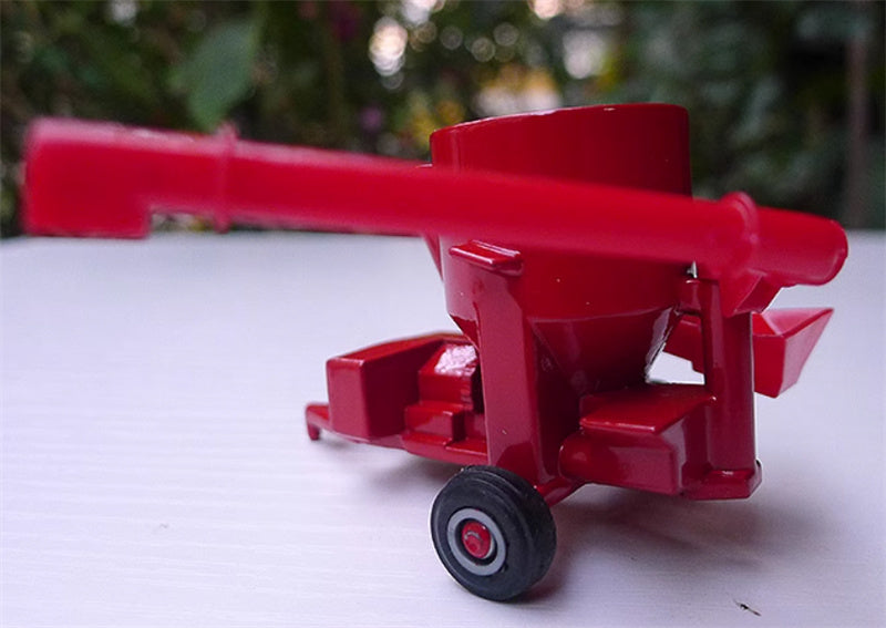 ERTL Case Grinder Mixer red 1:64 Truck Accessories Pre-built Model