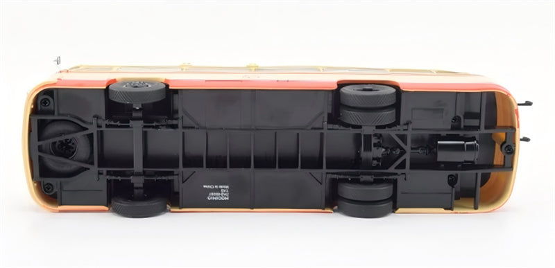 1:43 LAZ-695T Modimio ABS Model