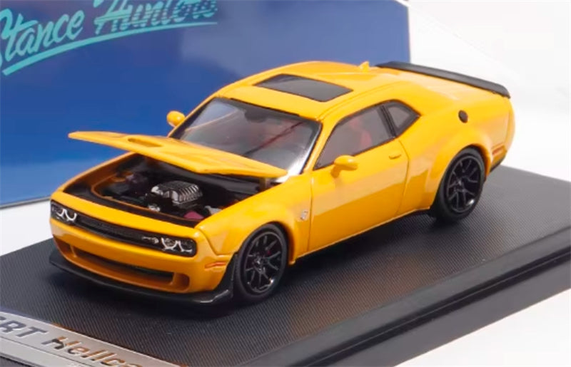 1:64 Dodge Challenger SRT Hellcat Limited Edition 699pcs ONLY  Yellow Stance Hunters DIECAST Model