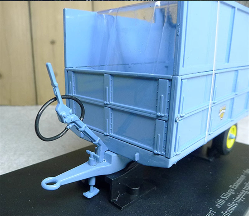 Universal Hobbies WEEKS 3.5 ton tipping trailer Blue 1:32 Truck Accessories Pre-built Model