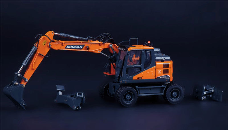 IMC Doosan DX165WR-7 excavator 1/50 Truck Pre-built Model