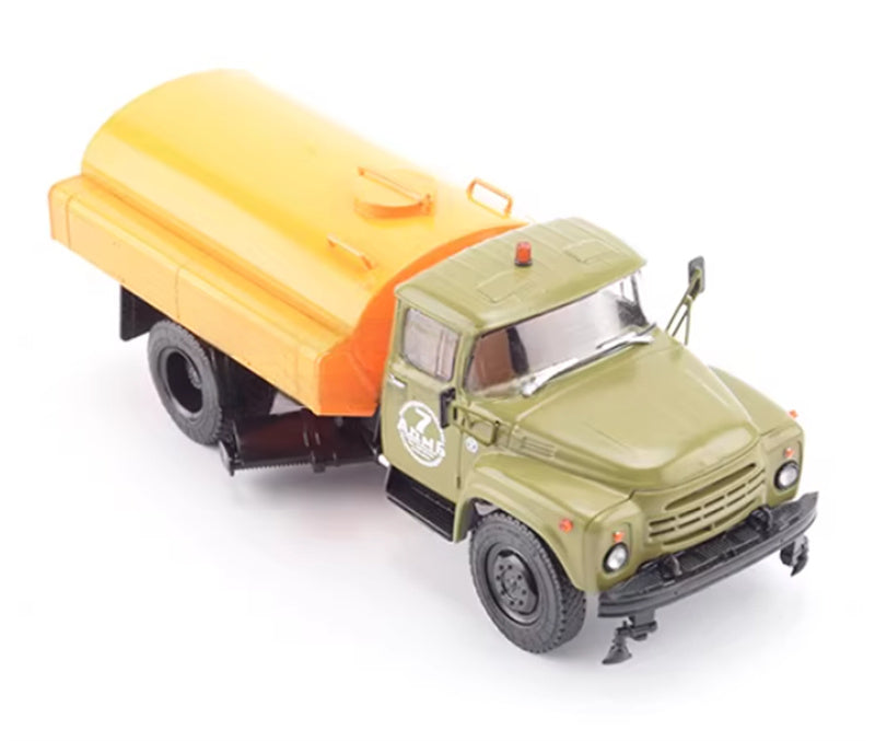 Modimio Russian Zil AKPM (130) road maintenance sprinkler truck 1:43 Truck Pre-built Airliner Model Display view5
