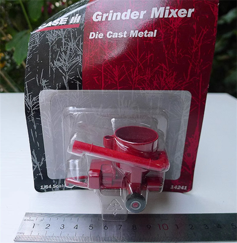 ERTL Case Grinder Mixer red 1:64 Truck Accessories Pre-built Model