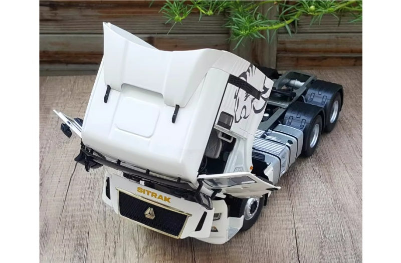 Sinotruk Sitrak C9HH tractor overseas version white 1:24 Truck Pre-built Airliner Model Display view6