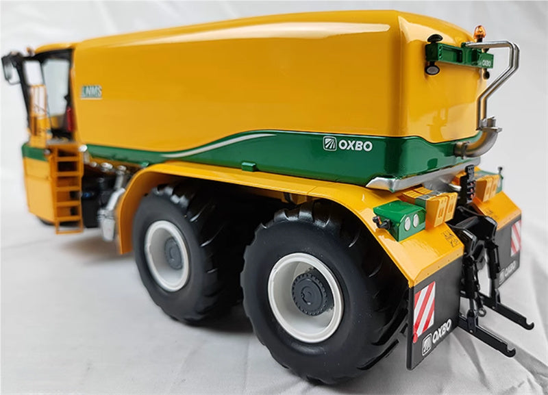 TEKNO Ploeger Oxbo 5105 LNMS tractor fertilizer applicator water tanker Yellow 1:32 Truck Pre-built Model