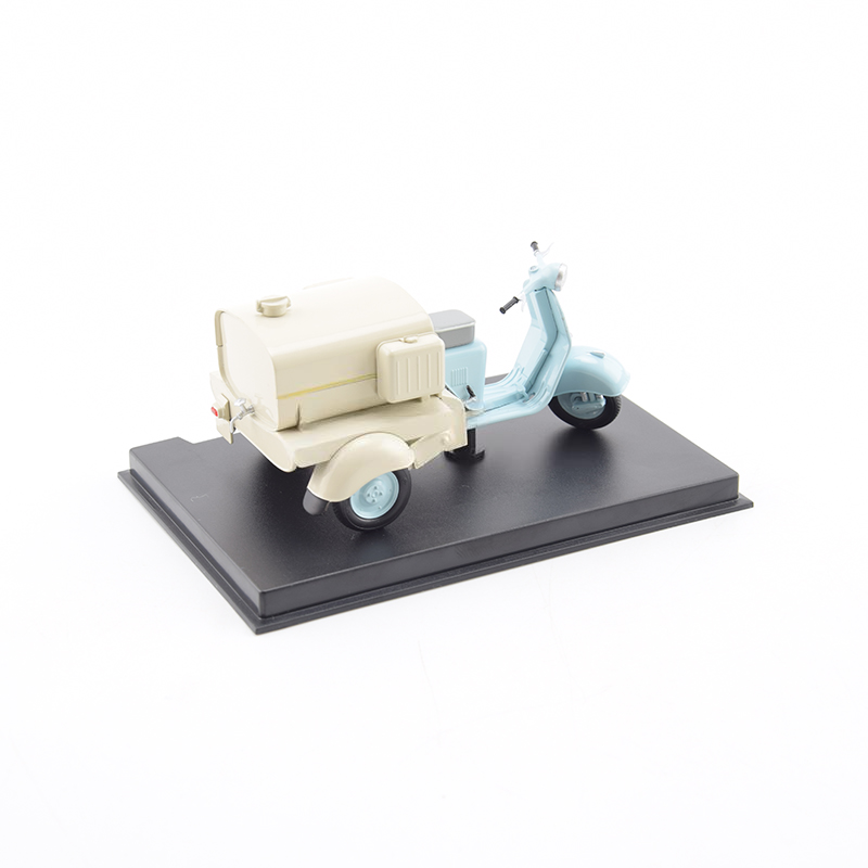 Modimio Soviet freight scooter MG-150C VYATKA  motorcycle Pre-built Model