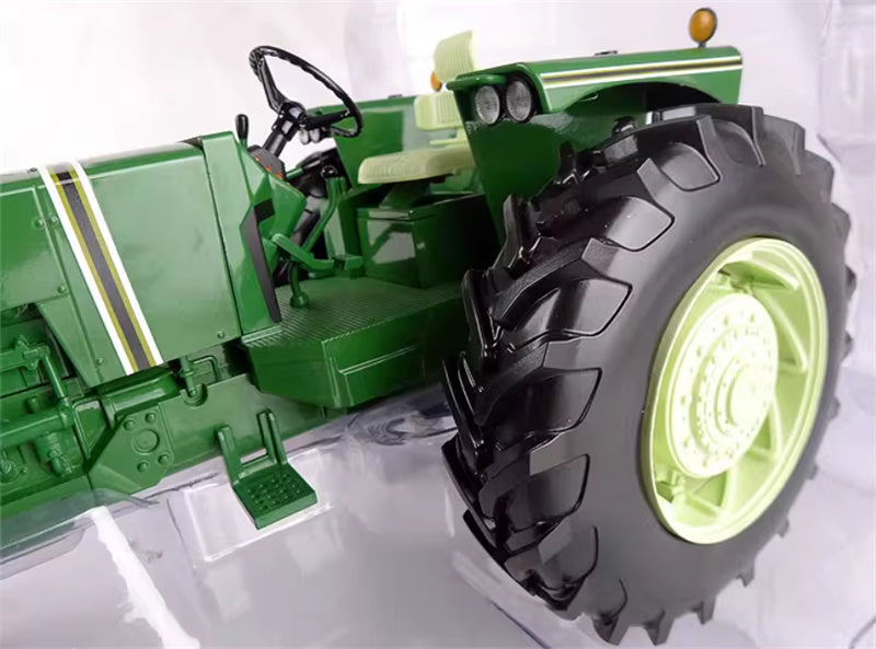 SpecCast Oliver G-1355 agricultural tractor green 1:16 Truck Pre-built Model