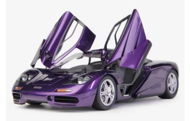 1:18 McLaren F1 XP5 LCD Purple Diecast Model view3