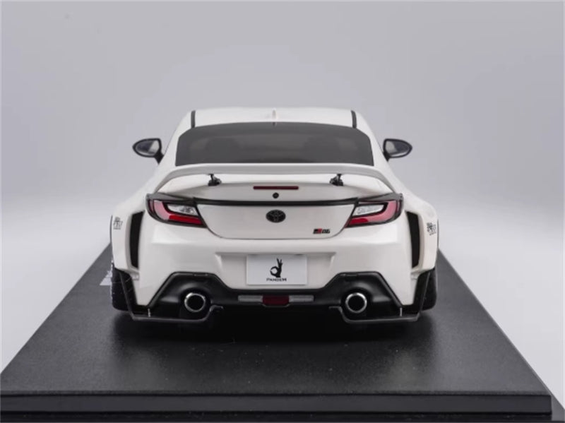 1:18 Toyota Pandem GR86  Crystal White GT SPIRIT  Resin Model