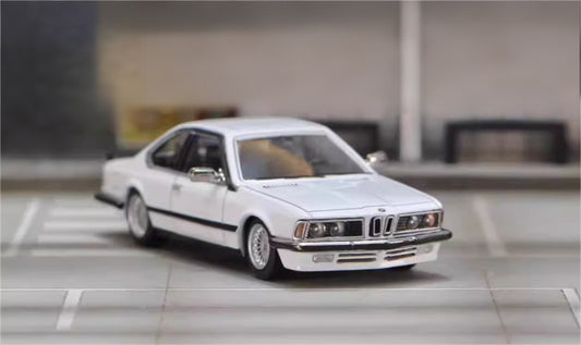 SW BMW E24 635 CSI wide body modified white Limited Edition 999PCS ONLY 1:64 car Pre-built Model view1