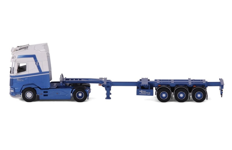 1:50 DAF M.J. de Groot XG+ Cavallino Diecast Model view5