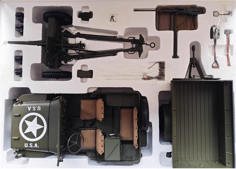 PREMIUM X 1943 Jeep Wells MB Trailer M3 Anti Tank Set Olive green 1:8 DIECAST Tank