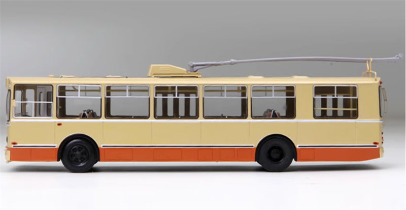 StartScaleModels Former Soviet Union/Russia ZIU 9 Trolley Bus Off white 1：43 Bus  Pre-built Model
