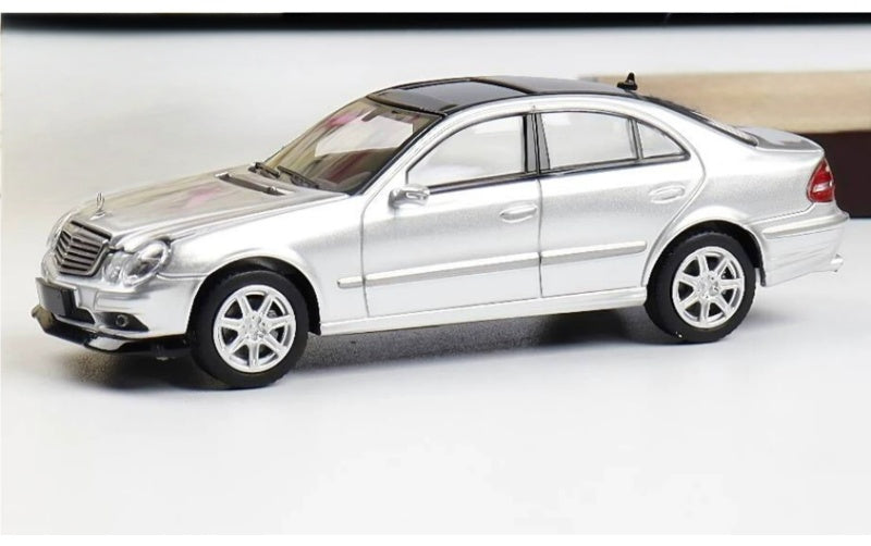 1:64 Mercedes-Benz E280 AMG Sport (W211) Silver Glory Model Open Front Hood Limited 799 pcs DIECAST Car Model