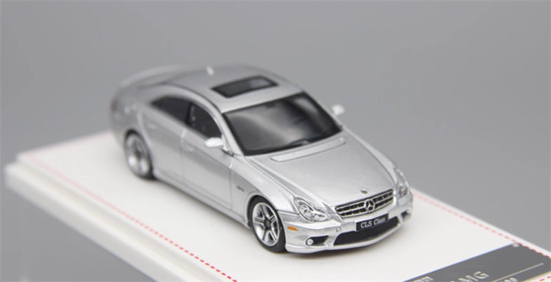 Focal Horizon Mercedes BENZ CLS63 AMG first generation C219 silver Limited Edition 999PCS ONLY 1:64 Car Pre-built Model view4