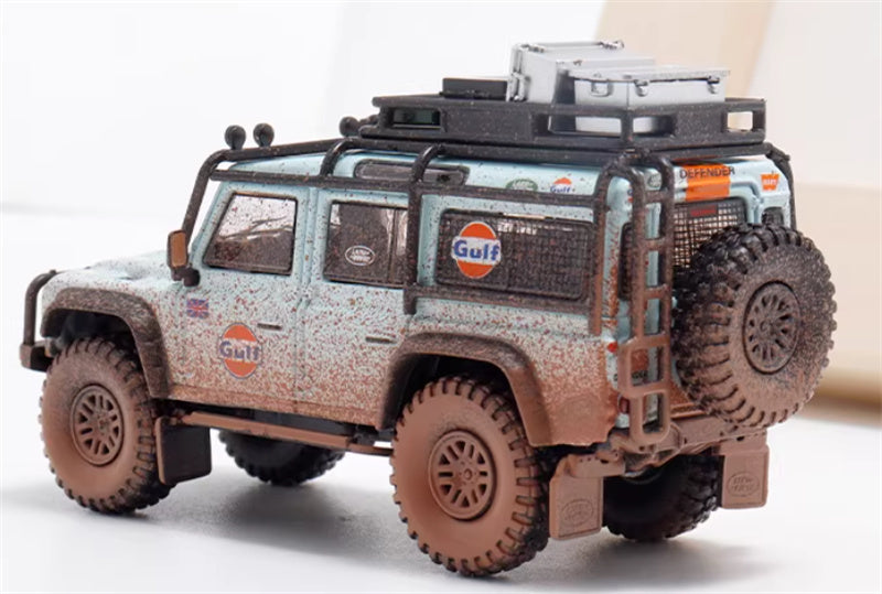 Master & Decode Land Rover Defender 110 4X4 modified GULF dirty version 1:64 Car Pre-built Airliner Model Display view2