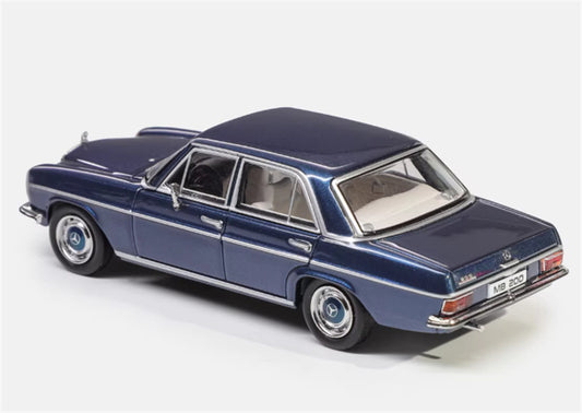 Max well Mercedes Benz 200 W114 Metallic Blue 1:64 Car Pre-built Airliner Model Display view2