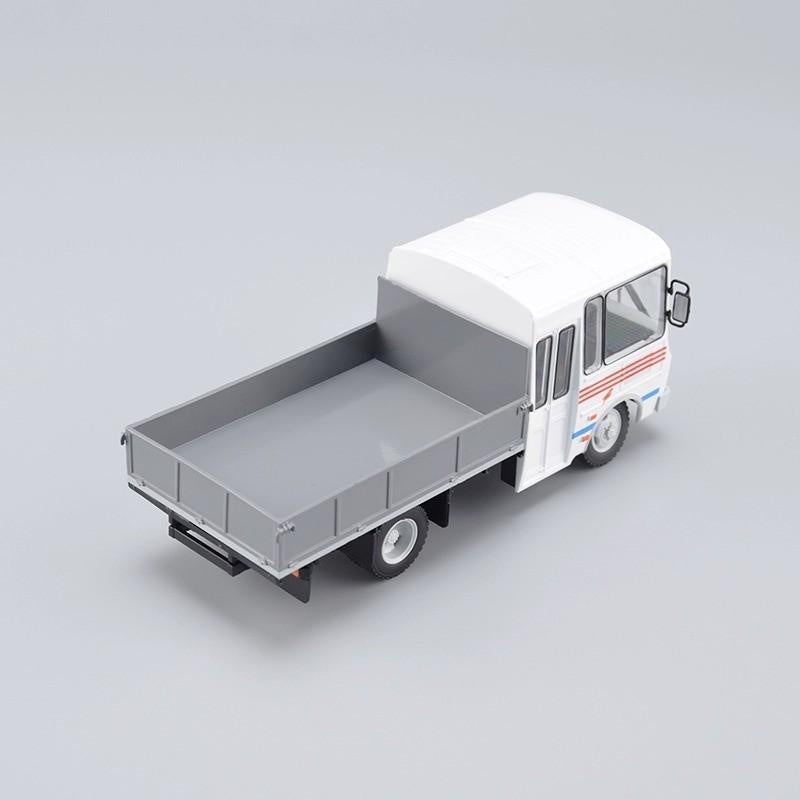 1:43   PAZ-3205-30K 4x4 Modimio   ABS Model